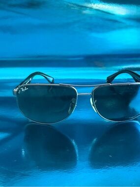 Ray-Ban Silver Frame Sunglasses with Black Lenses